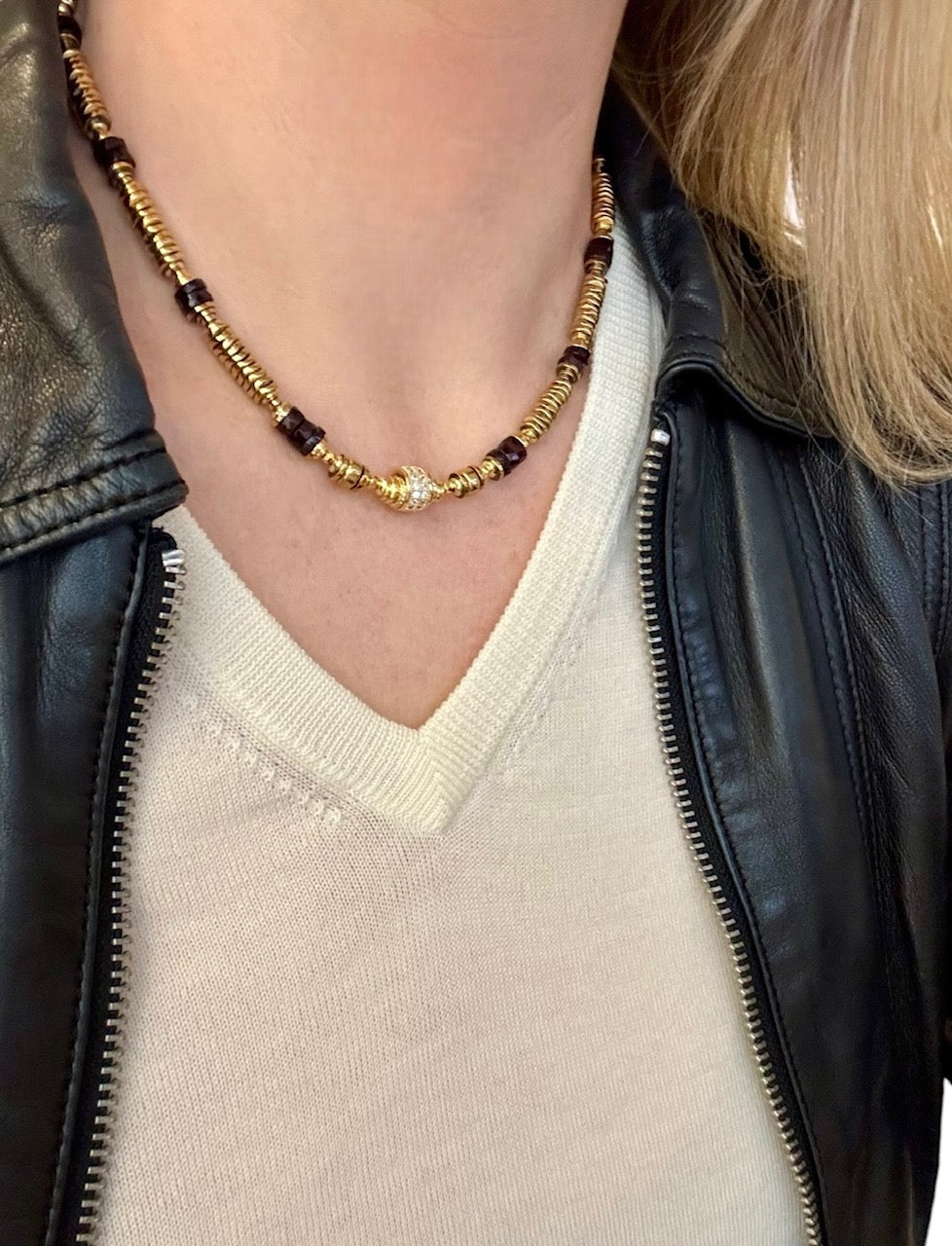 Collier Éclipse en Grenat et Hématites