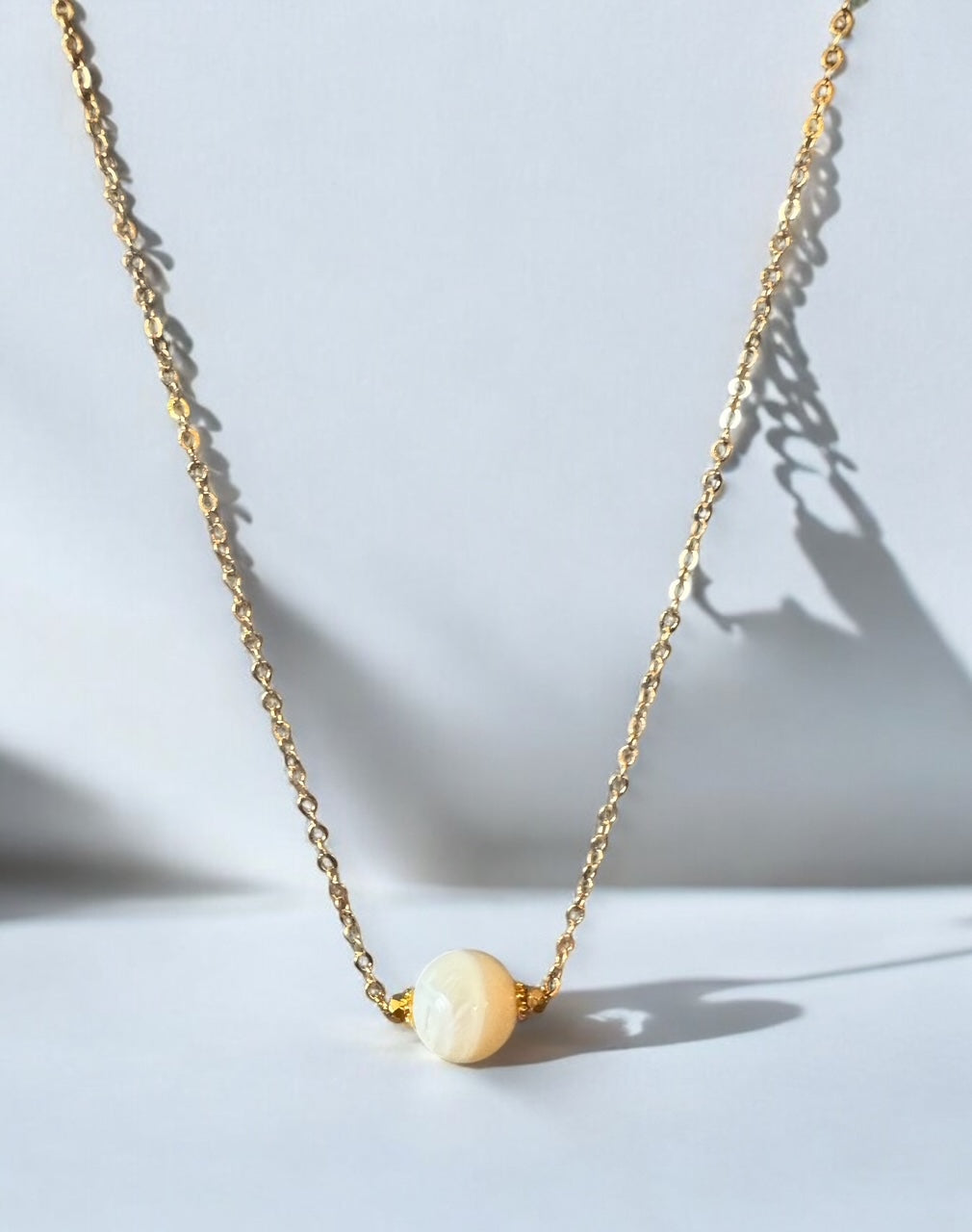 Collier Céleste en Nacre blanche