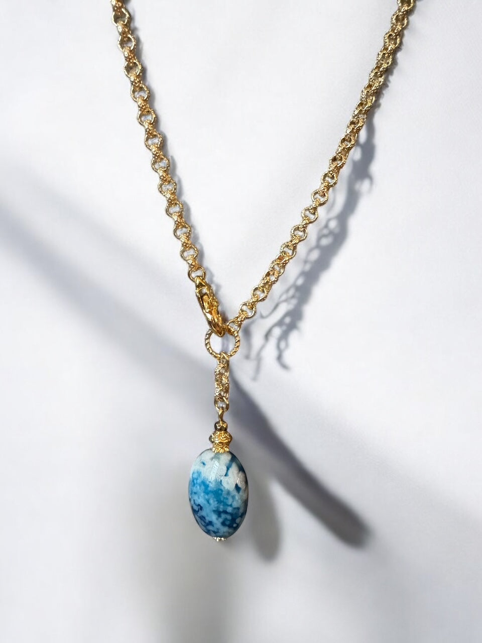 Collier Ipanema en agate fleur de cerisier bleu