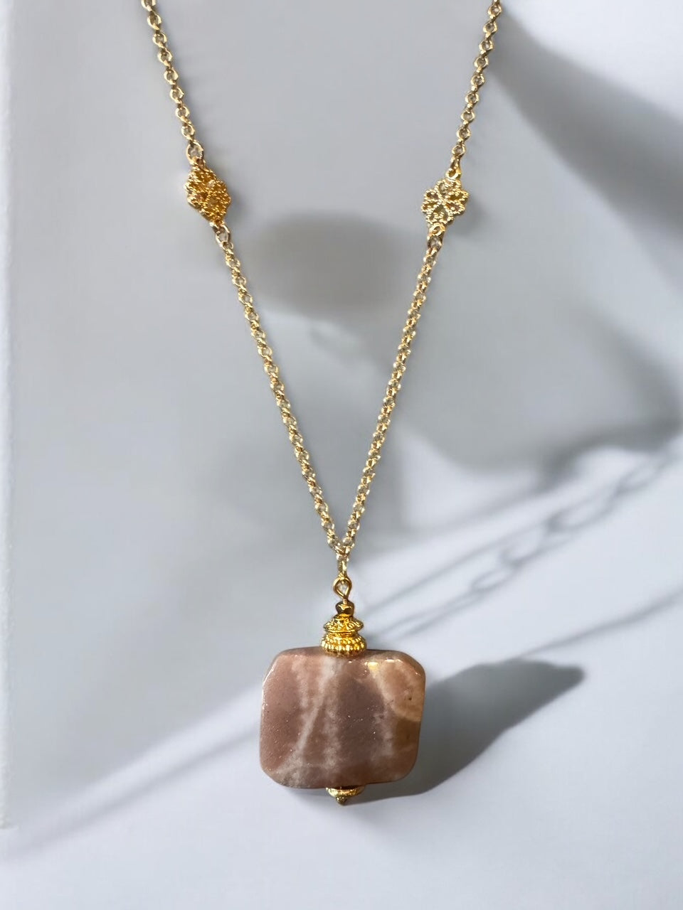 Collier Jaipur en Pierre de lune rose