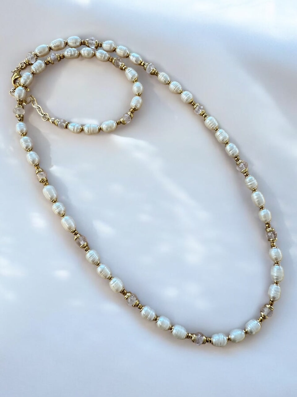 Sautoir Eugénie en Perles de culture et Quartz rose