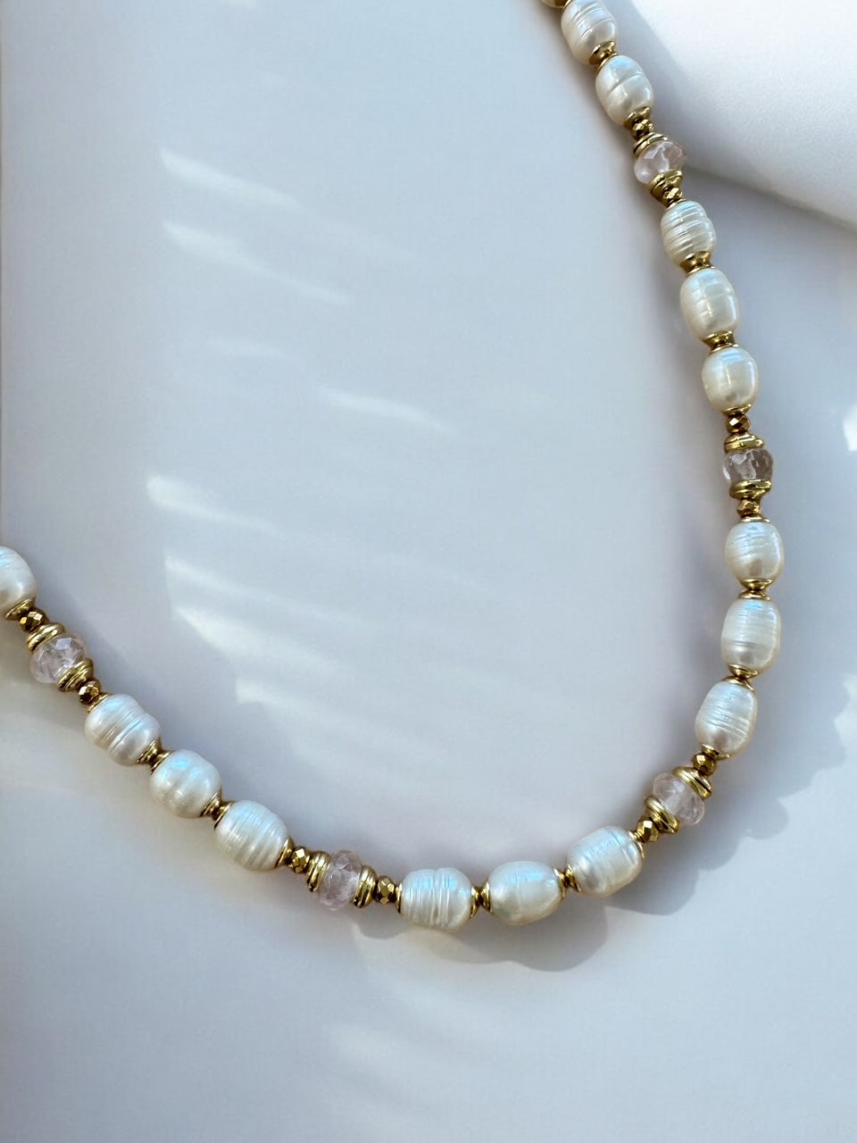 Sautoir Eugénie en Perles de culture et Quartz rose
