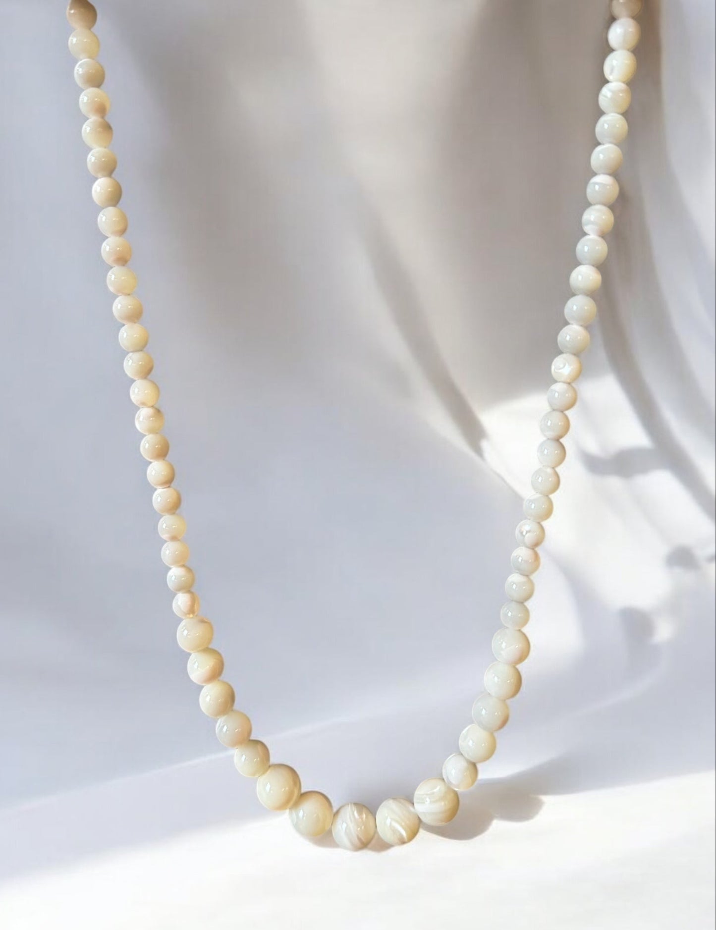 Collier Victoria en Nacre blanche
