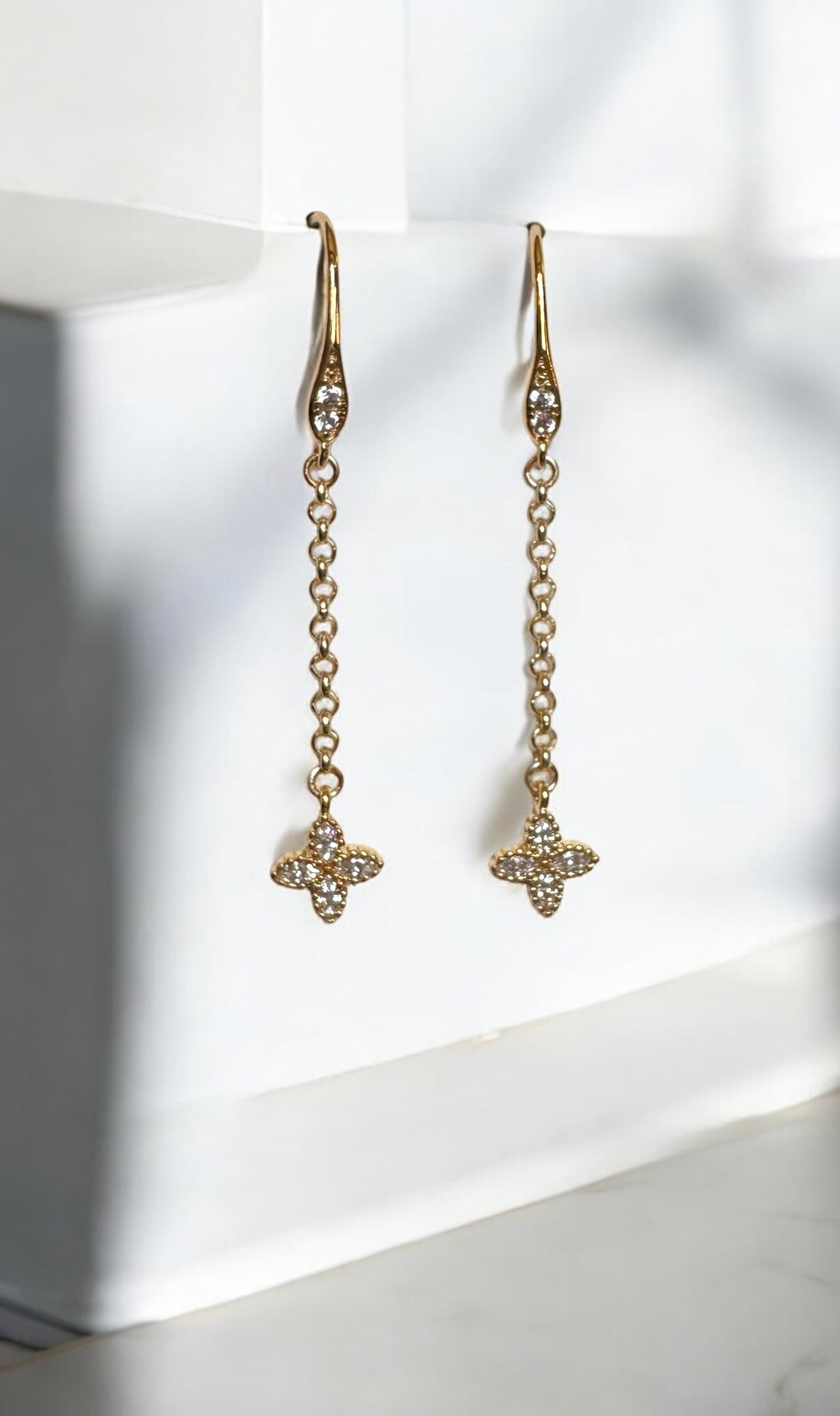 Boucles d'oreilles Orphée pendantes fleur royale