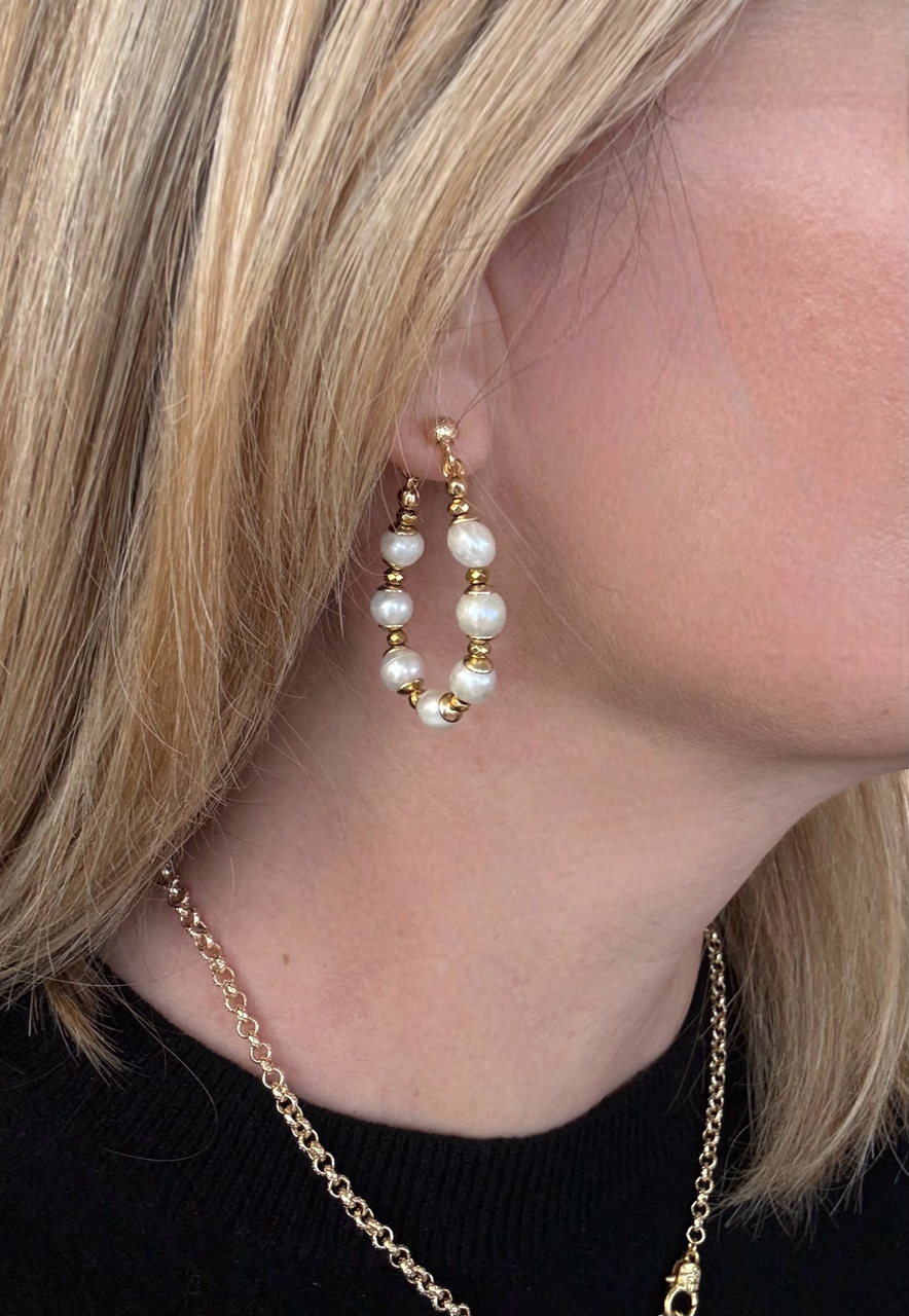 Boucles d'oreilles Diana créoles en Perle de culture