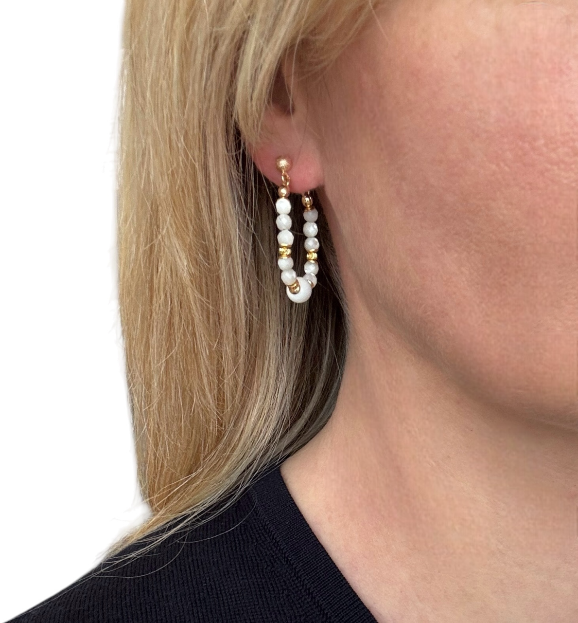 Boucles d'oreilles Diana créoles en Nacre blanche