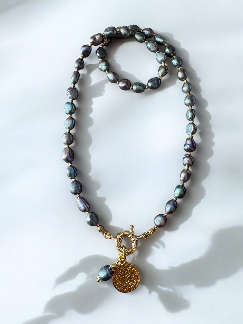 Collier Athena en Perles de cultures noires / grises