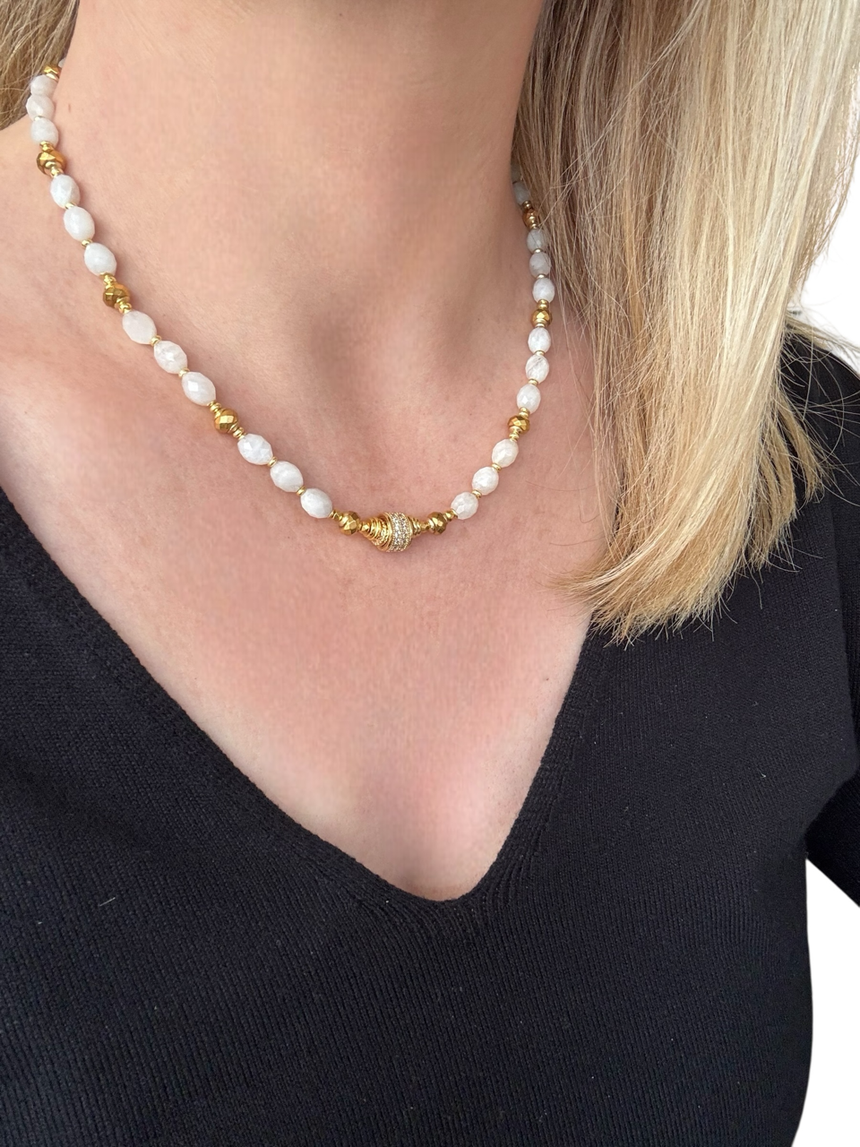 Collier Éclipse en Pierre de lune