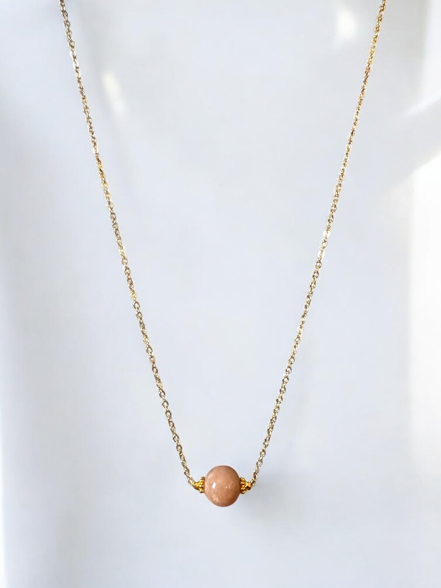 Collier Céleste en Pierre de soleil