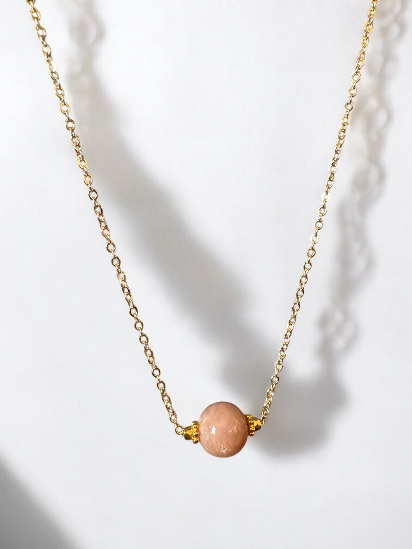 Collier Céleste en Pierre de soleil