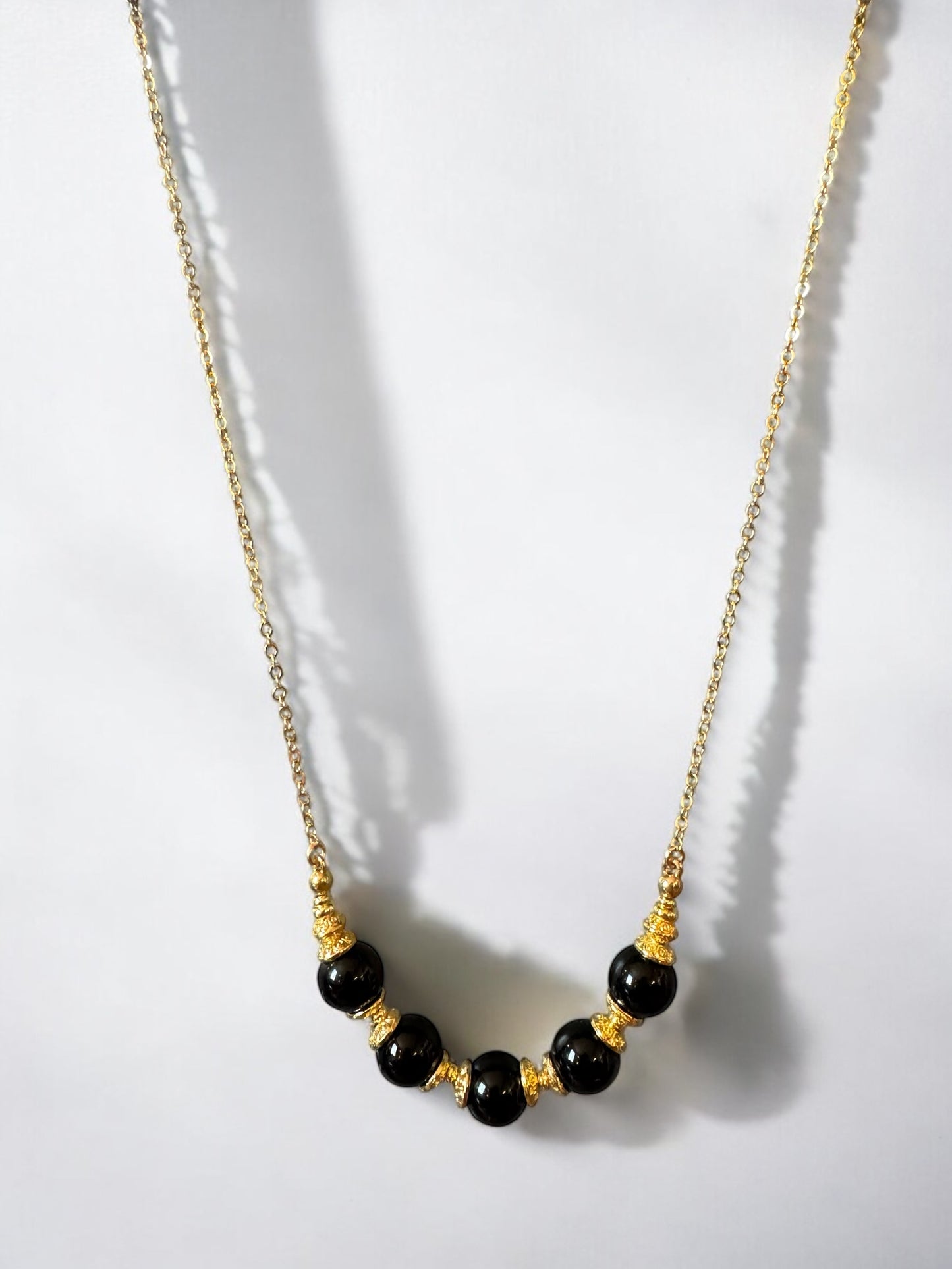 Collier Lioréa en Onyx noir sur chaine fine