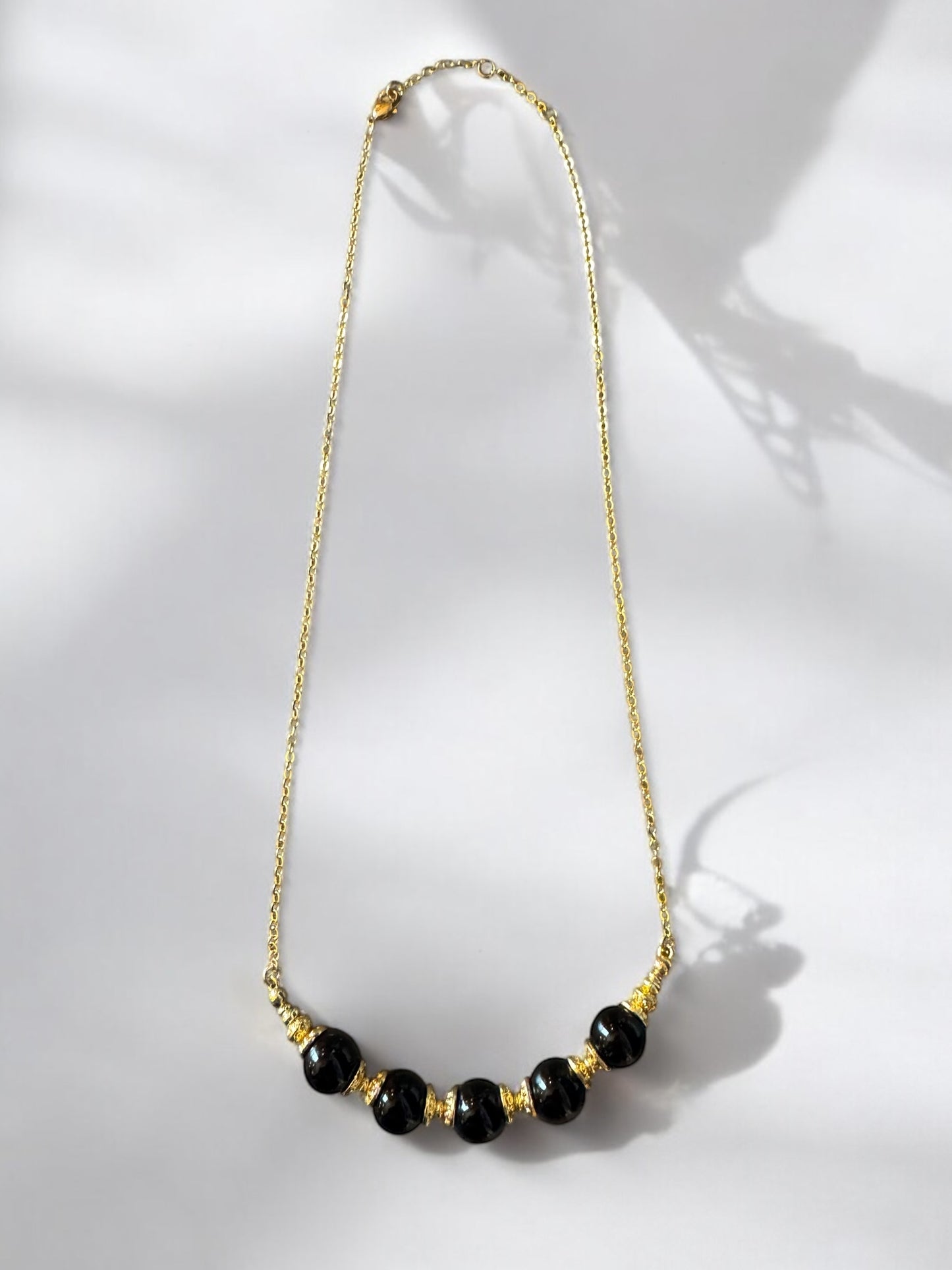 Collier Lioréa en Onyx noir sur chaine fine