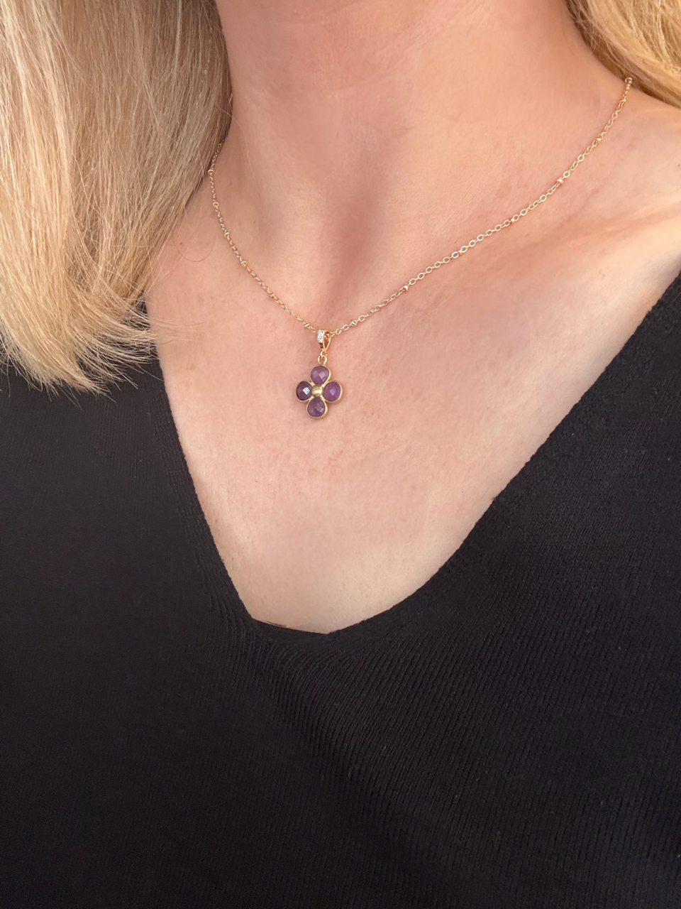 Pendentif fleur en Améthyste