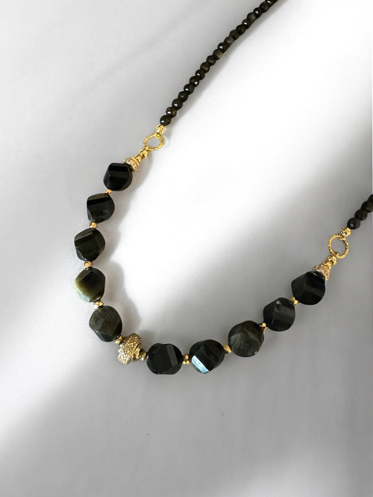 Collier Frida en Obsidienne dorée