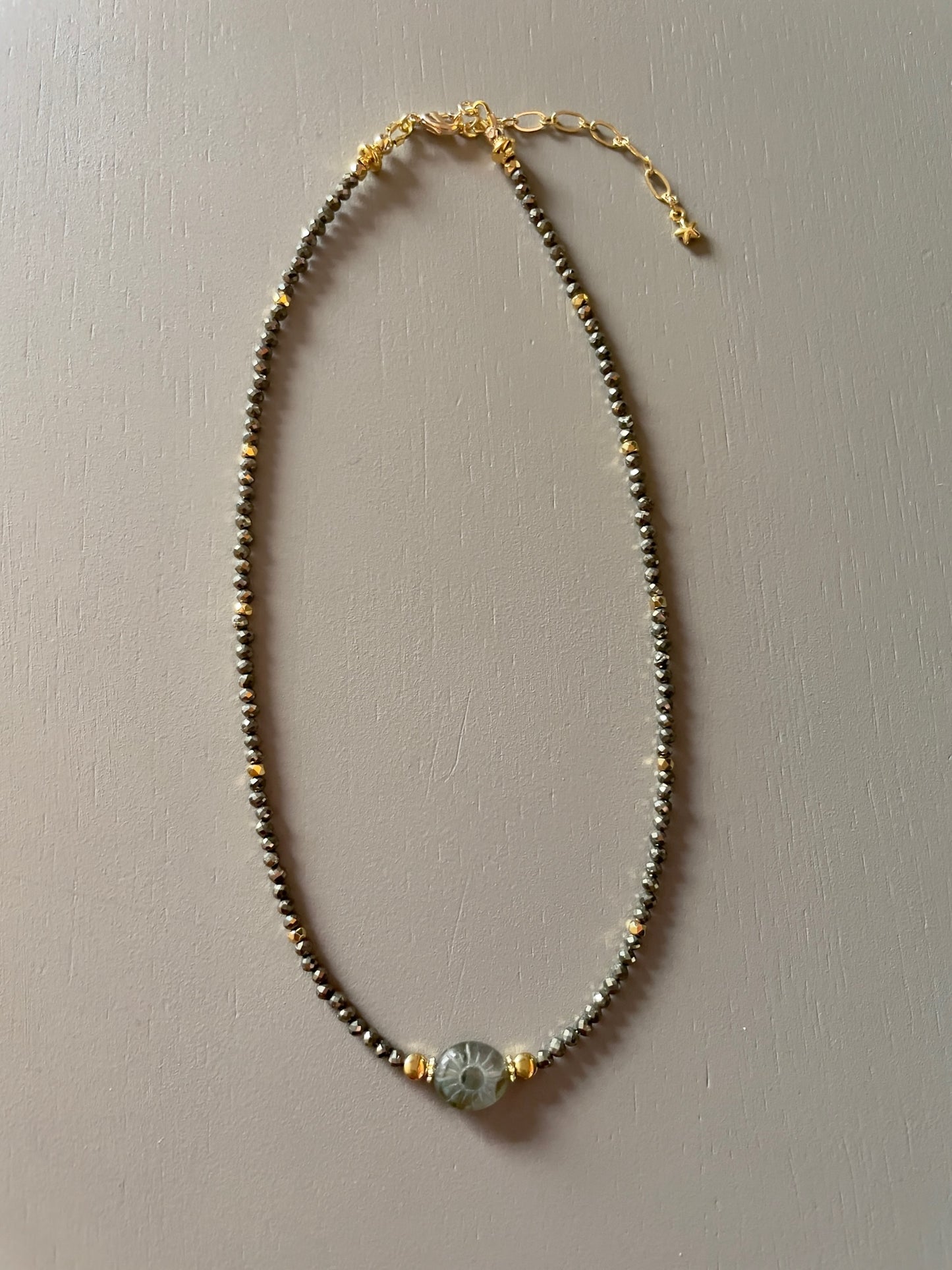 Collier Mahana en Labradorite