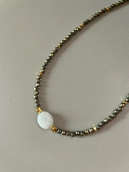 Collier Mahana en Pierre de lune