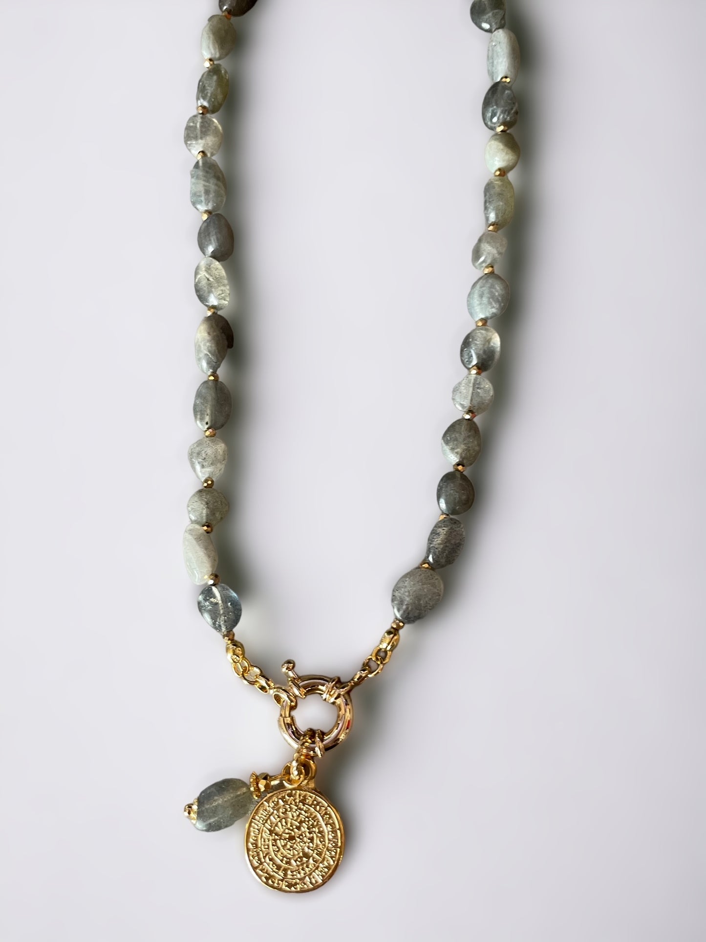 Collier Athena en Pierre de lune grise