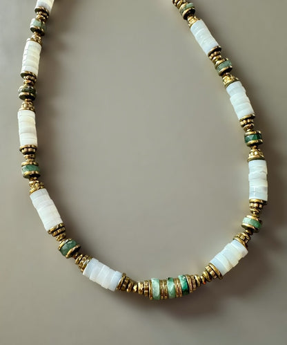 Collier Hossegor en Émeraude et Nacre blanche