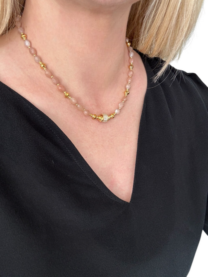 Collier Éclipse en Pierre de soleil