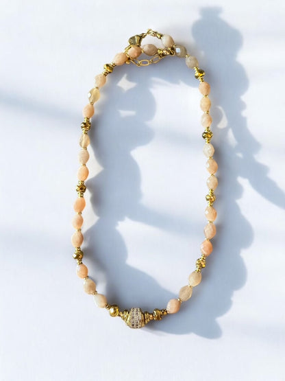 Collier Éclipse en Pierre de soleil
