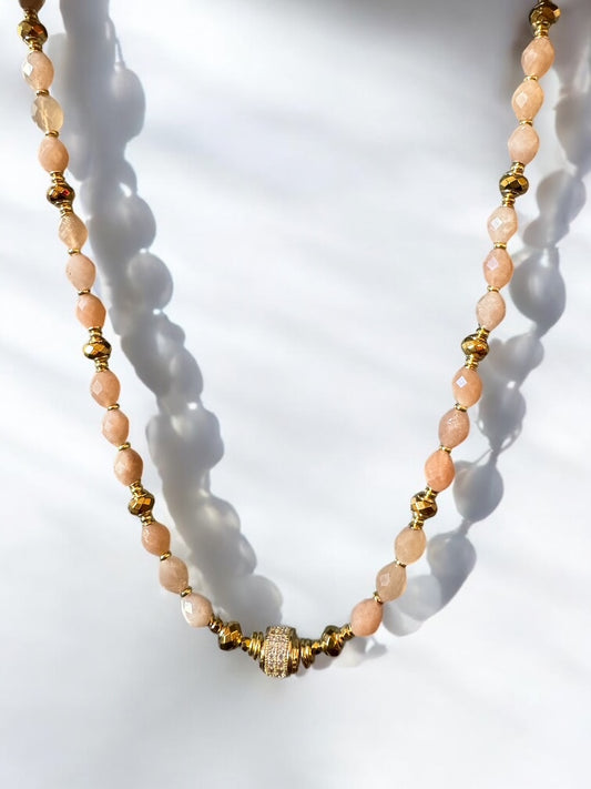 Collier Éclipse en Pierre de soleil