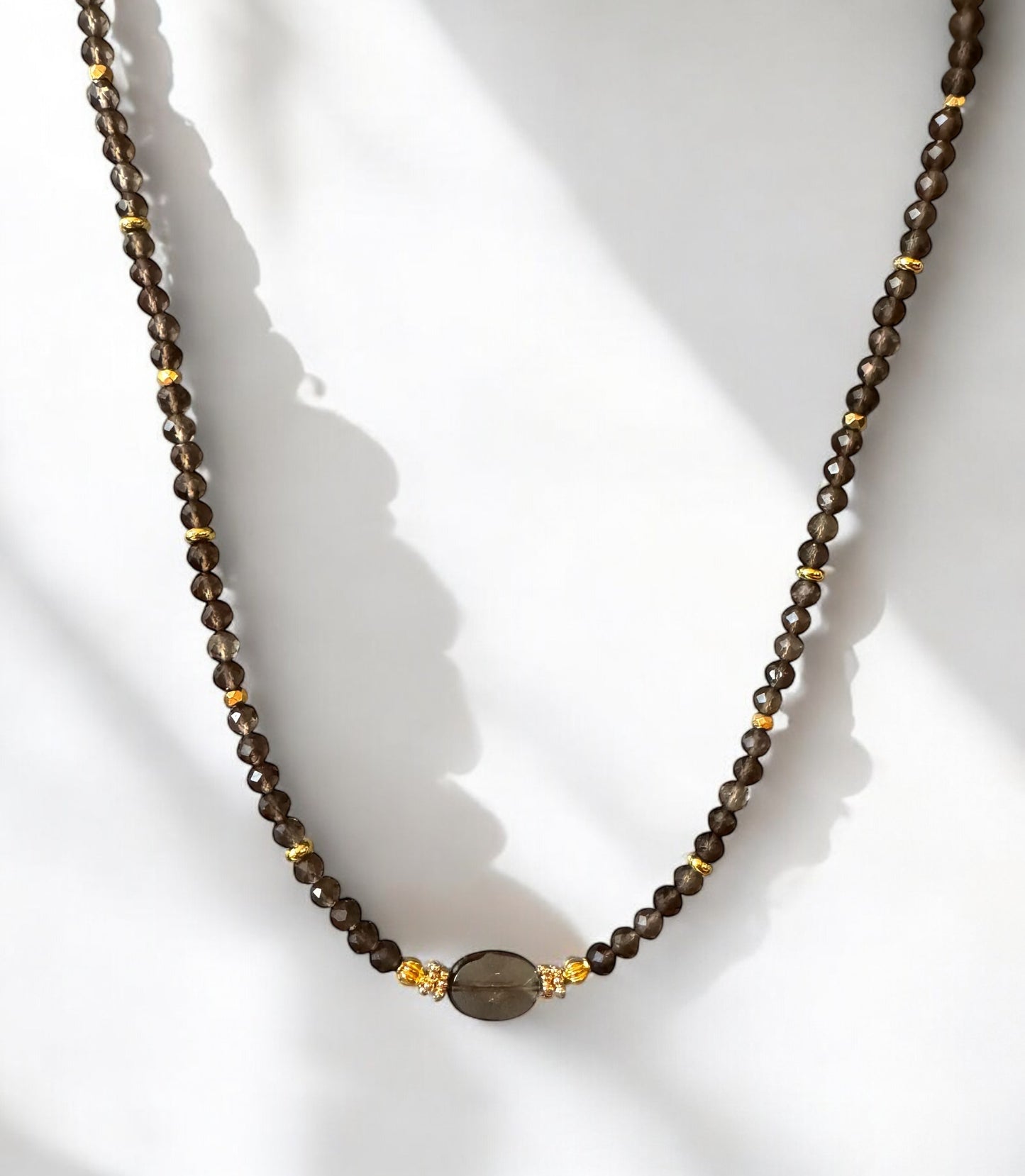 Collier Eden en Quartz fumé ovale et pierres fines