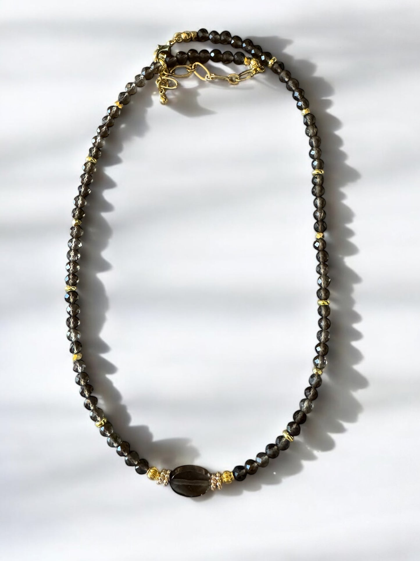 Collier Eden en Quartz fumé ovale et pierres fines