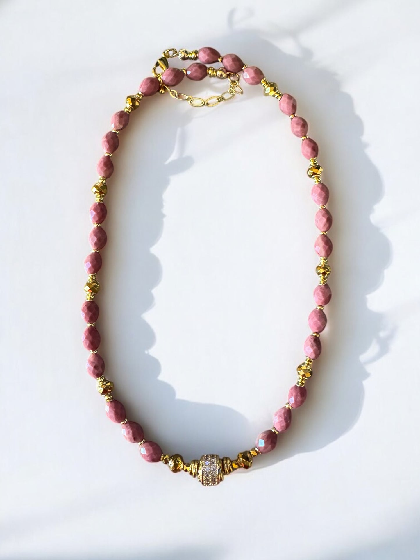 Collier Éclipse en Rhodonite