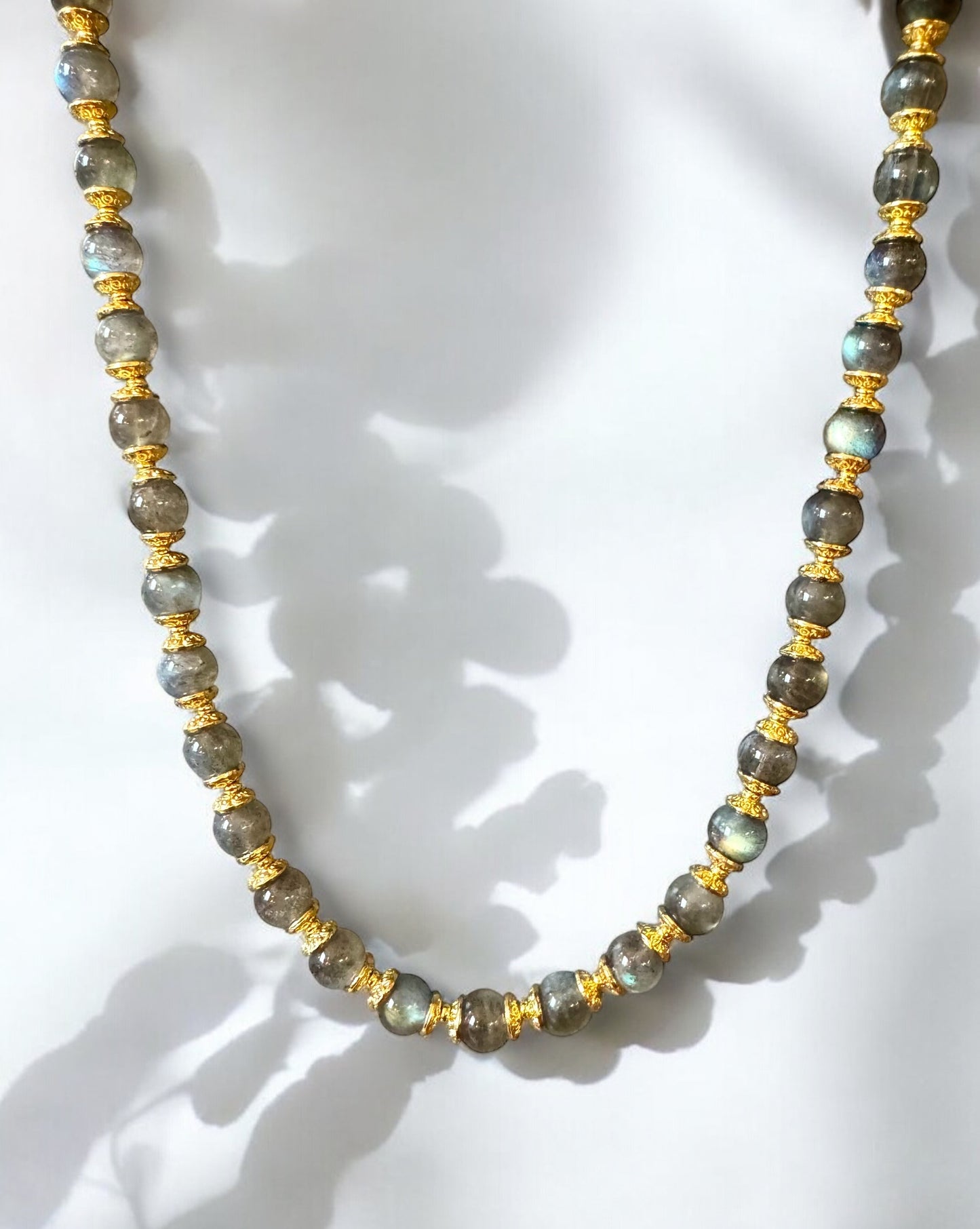 Choker Lioréa en Labradorite