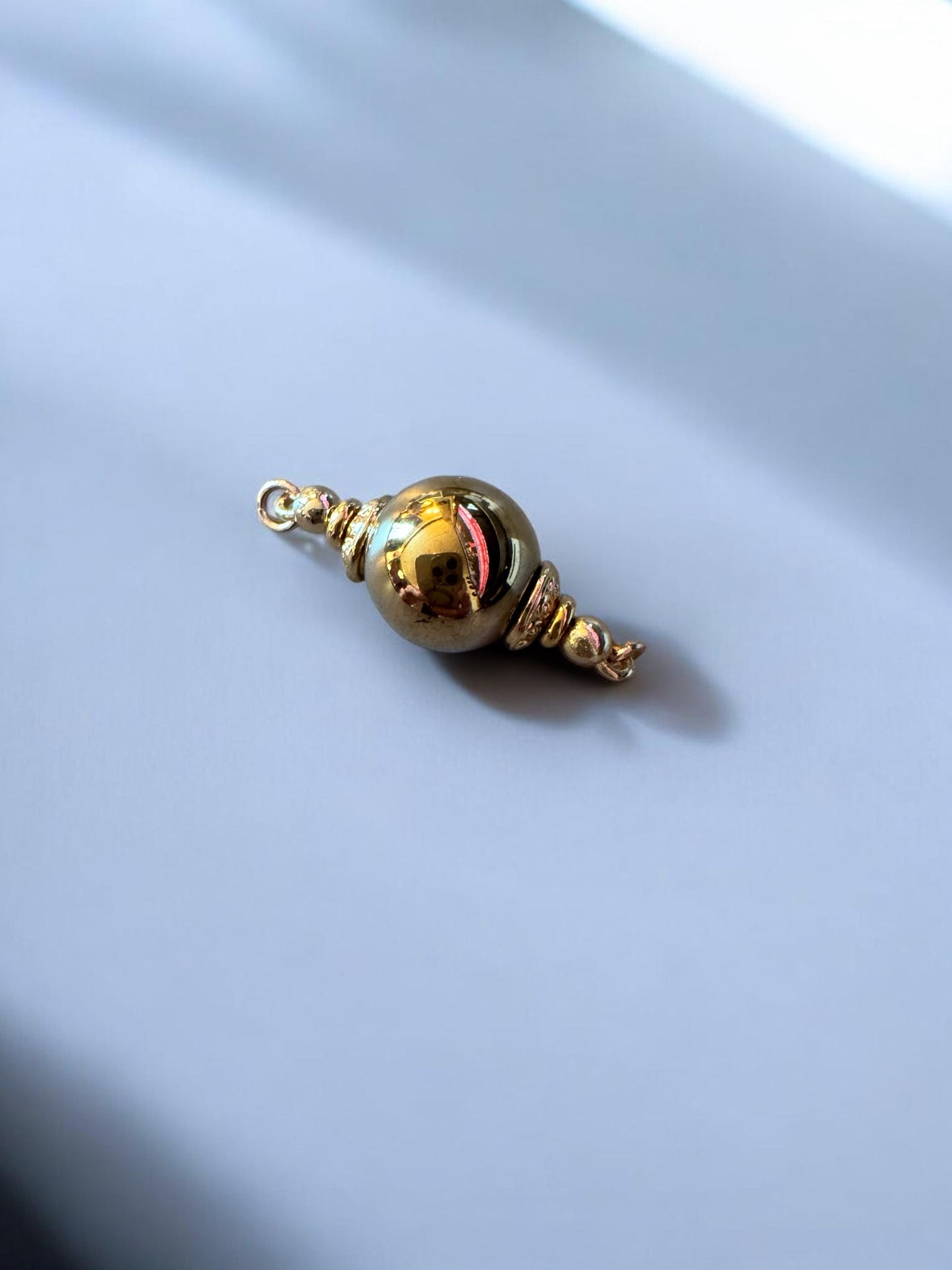 Pierre Métamorphose en Hématite dorée