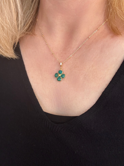Pendentif fleur en Onyx vert